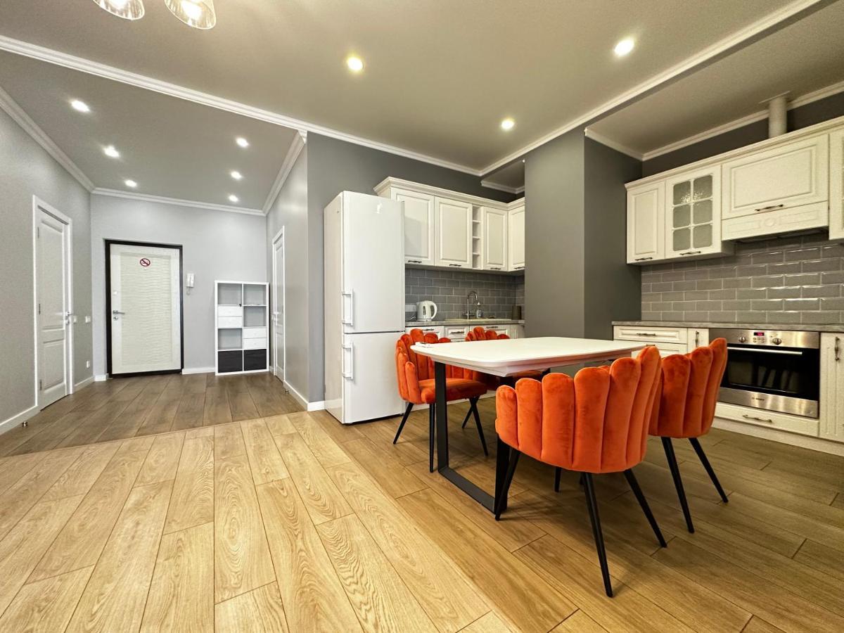 Gagarin Plaza Stylish Apartment Odessa Exterior foto